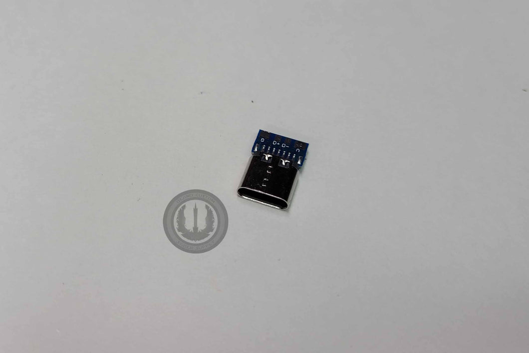 USB-C female Data transfer and charge breakout port